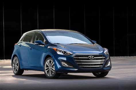 Hyundai Elantra gt 2016 photo