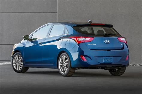 Hyundai Elantra gt 2017 photo