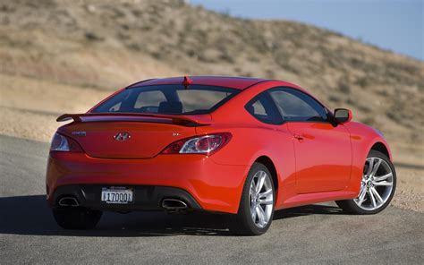 Hyundai Genesis coupe 2010 photo