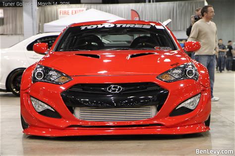 Hyundai Genesis coupe photo