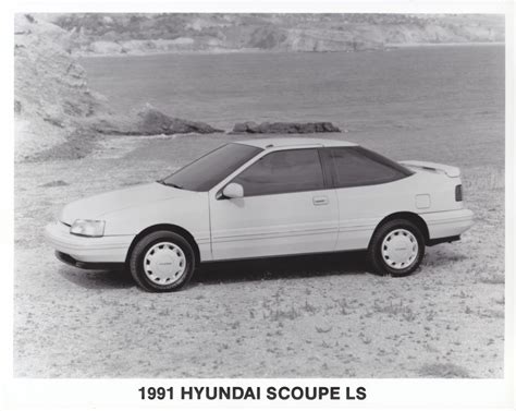 photo of Hyundai Scoupe car production