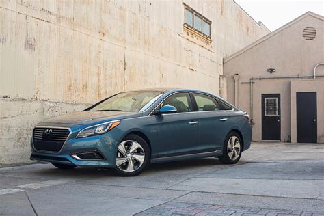 Hyundai Sonata plug-in hybrid 2017 photo