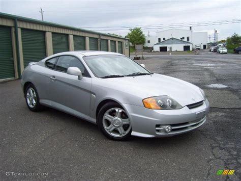 Hyundai Tiburon 2003 photo