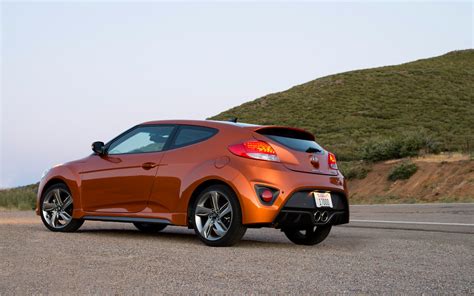 Hyundai Veloster 2013 photo