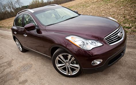 Infiniti Ex35 photo