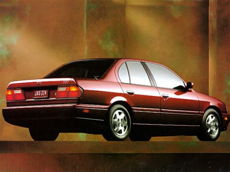 Infiniti G20 1995 photo