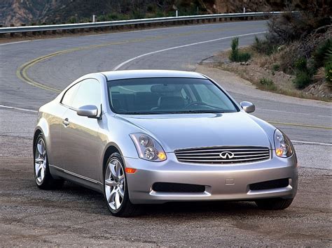 Infiniti G35 2002 photo