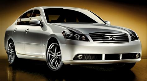 photo of Infiniti M45 car production