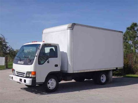 Isuzu Isuzu truck 2001 photo