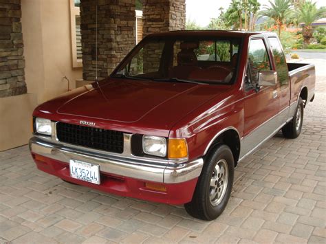 Isuzu Pickup truck 1991 photo