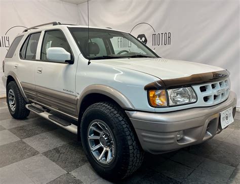 Isuzu Rodeo 2001 photo