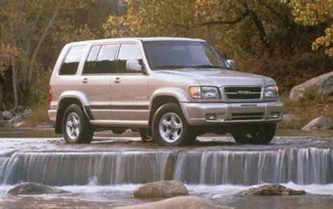 Isuzu Trooper 1999 photo