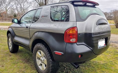 Isuzu Vehicross 2000 photo