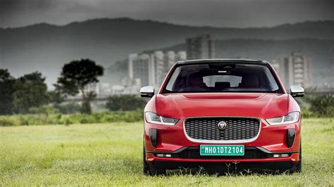 Jaguar I-pace photo