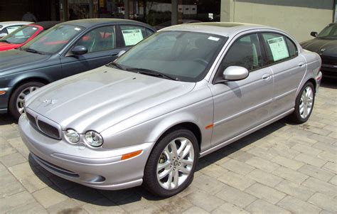 Jaguar X-type 2002 photo