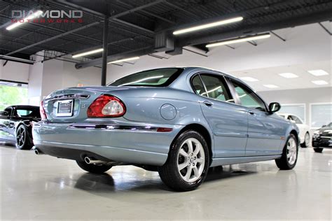 Jaguar X-type 2004 photo