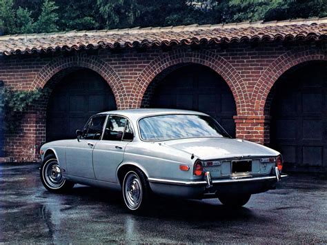 Jaguar Xj6