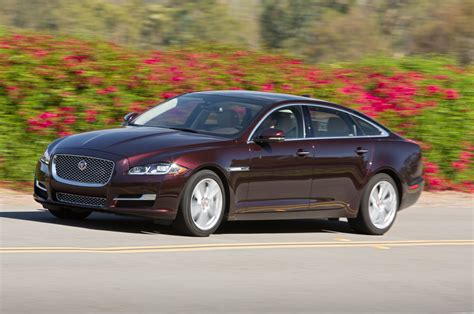 photo of Jaguar Xjl car production