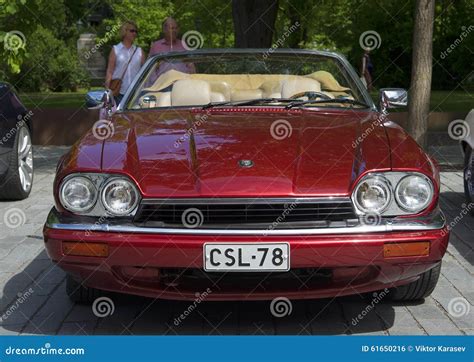 Jaguar Xjs photo