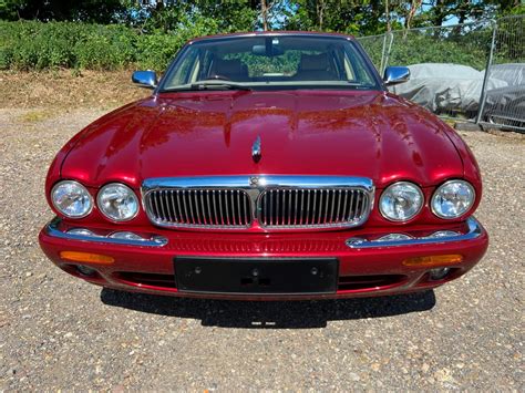 Jaguar Xjv8 2002 photo