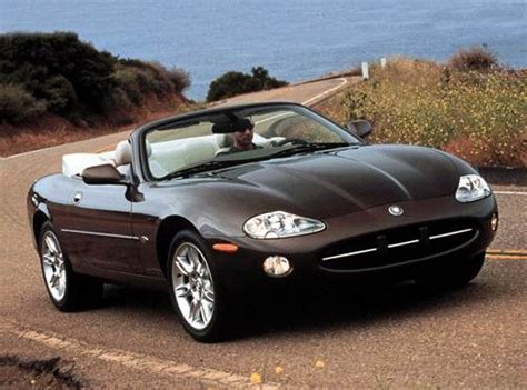 Jaguar Xk8 2001 photo