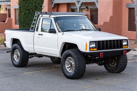 photo of Jeep Comanche car production