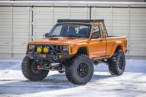 Jeep Comanche photo