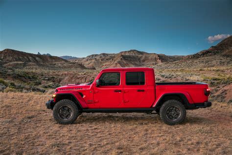 Jeep Gladiator 2022 photo