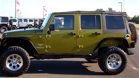 Jeep Wrangler 2-dr 4x4 2007 photo