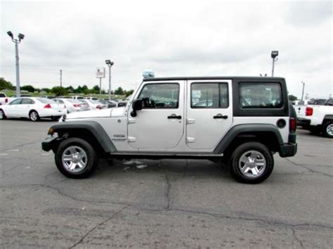 Jeep Wrangler 2-dr 4x4 rhd 2007 photo