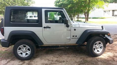 Jeep Wrangler 2-dr 4x4 rhd 2008 photo