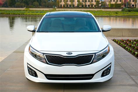 Kia Optima photo