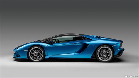 Lamborghini Aventador s 2018 photo