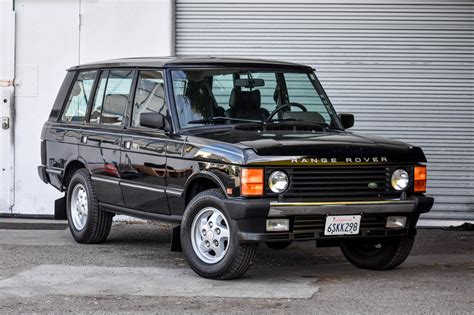 photo of Land rover County car production