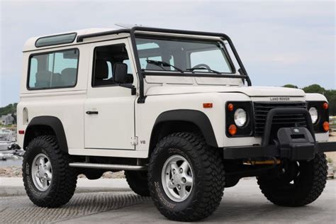 Land rover Defender 90 1995 photo