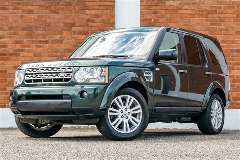 photo of Land rover Lr4 car production