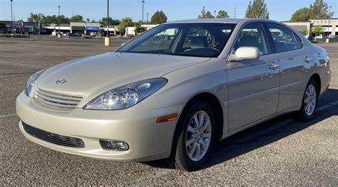 photo of Lexus Es330 car production