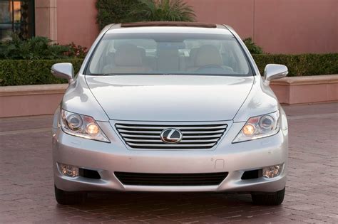 Lexus Ls460 photo