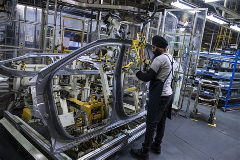 photo of Lexus Rx car production