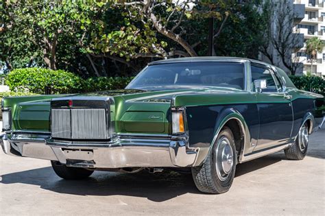 Lincoln Mark iii 1971 photo