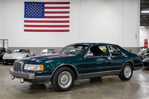 photo of Lincoln Mark vii car production