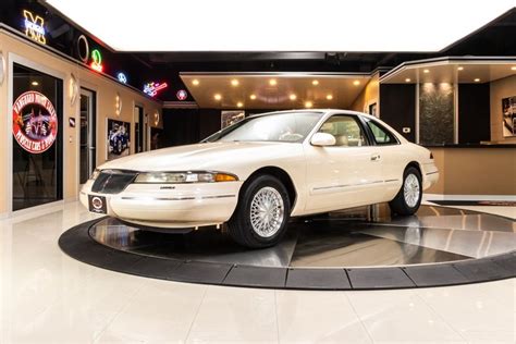 Lincoln Mark viii 1995 photo