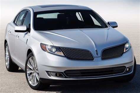 photo of Lincoln Mks car production