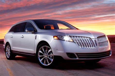 photo of Lincoln Mkt car production