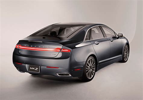 photo of Lincoln Mkz hybrid car production