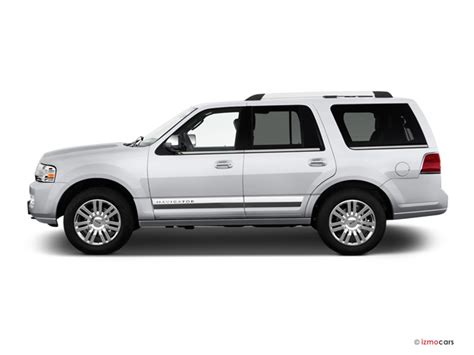 Lincoln Navigator 2012 photo