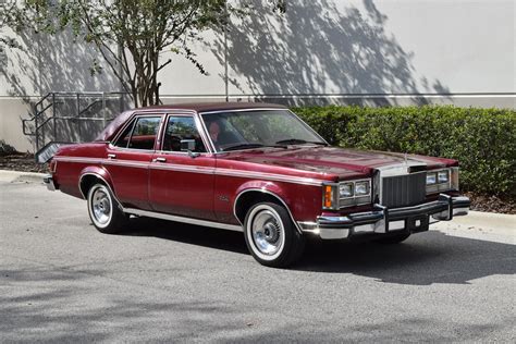 Lincoln Versailles