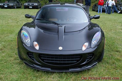 Lotus Elise 2005 photo