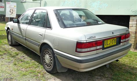 Mazda 626 1990 photo