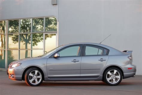 Mazda Mazda3 2005 photo